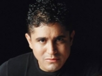 Cristiano Neves (Cantor e compositor).