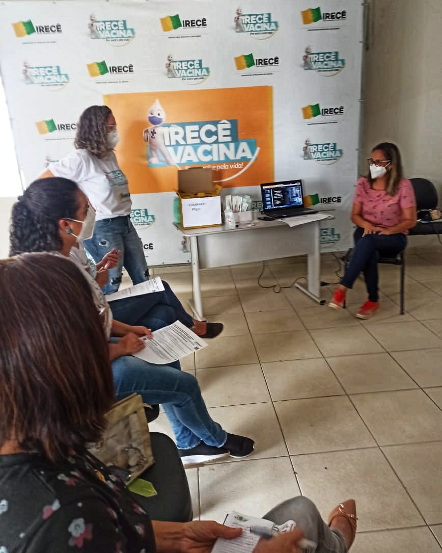 Prefeitura de Irecê promove treinamento para administração da vacina Pfizer.